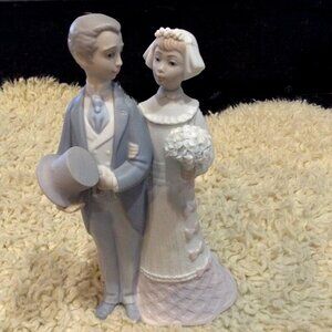 VTG Retired Lladro BISQUE Topper/Figurine Wedded Bliss Bride Classic Traditional